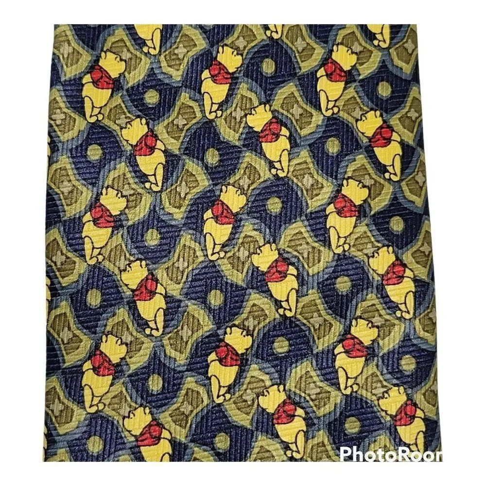 Disney Pooh Bear Tie 56